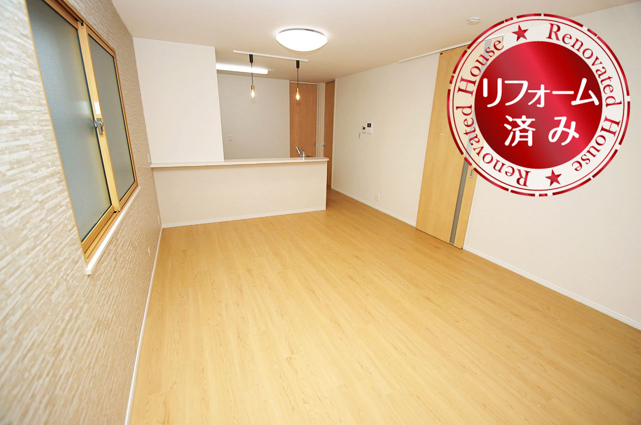 【一戸建て】岸和田市上野町東＃駅近で買物や通学も便利な好立地。収納が充実したゆとりの4LDKです。