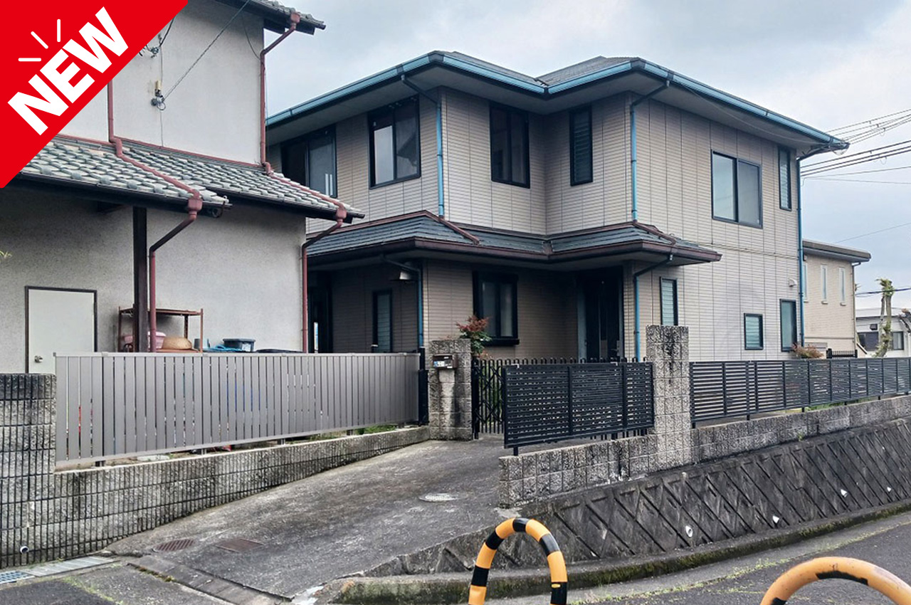 【改装付】和泉市青葉台１丁目★積水ハウスの軽量鉄骨造の家です。お庭に面した縁側のある和室も魅力。