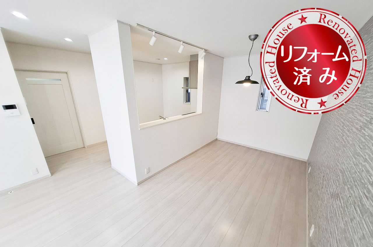 【一戸建て】岸和田市池尻町＃スタイリッシュな黒い外観が特徴的。エネファームと太陽光のW発電のおうち。白を基調とした清潔感のある内装です。