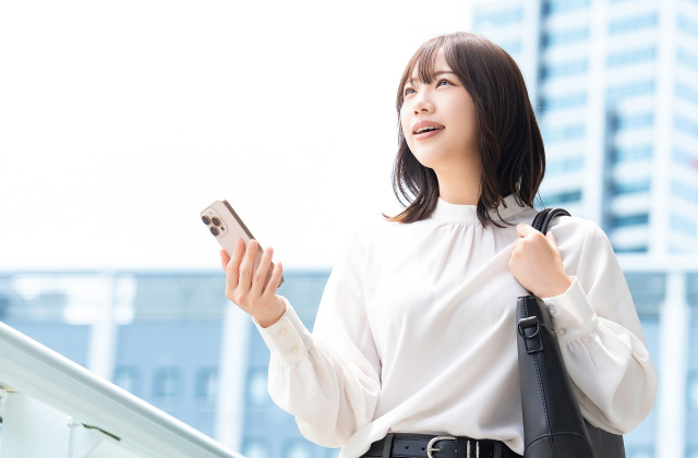 Step 04 | スマートフォンで解錠・ご見学