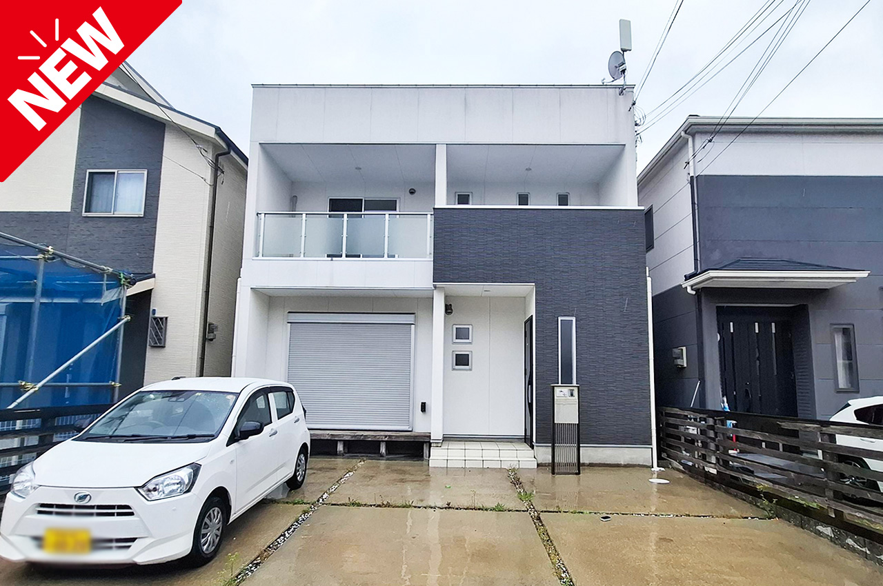 堺市西区山田１丁★ウォークインクローゼット2つ＆駐車3台分のスペース！洗濯物が干しやすいインナーバルコニー！