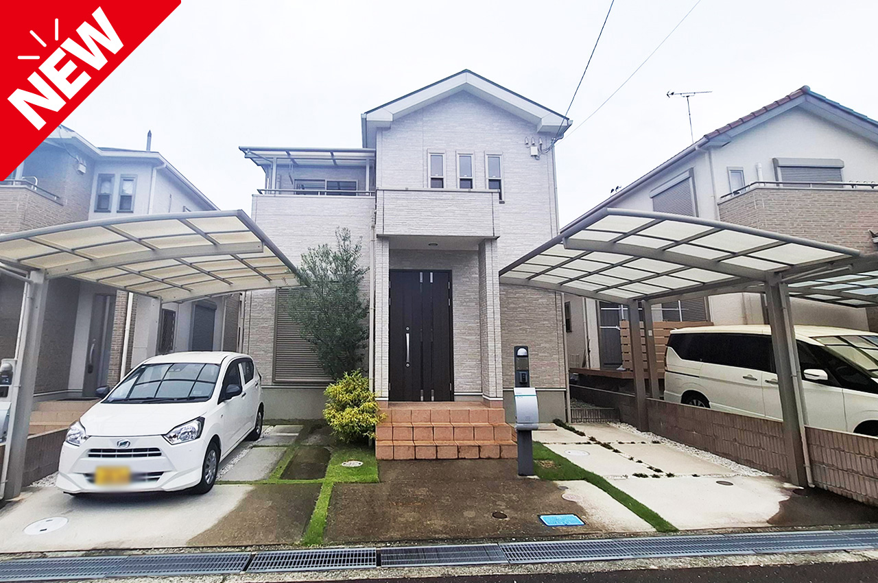 富田林市藤沢台７丁目★土地面積45坪超！全居室6帖以上で個室をゆったり使えます！約17.5帖の広々LDKも魅力！駐車2台可能（車種による）！