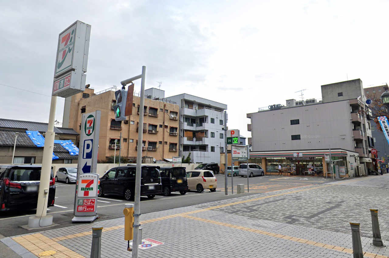 セブンイレブン堺熊野町東4丁店 (120m)