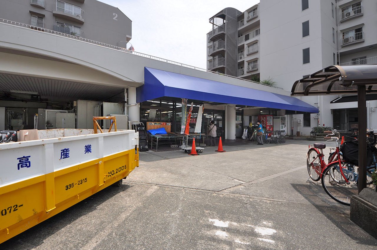 サンプラザ金岡店