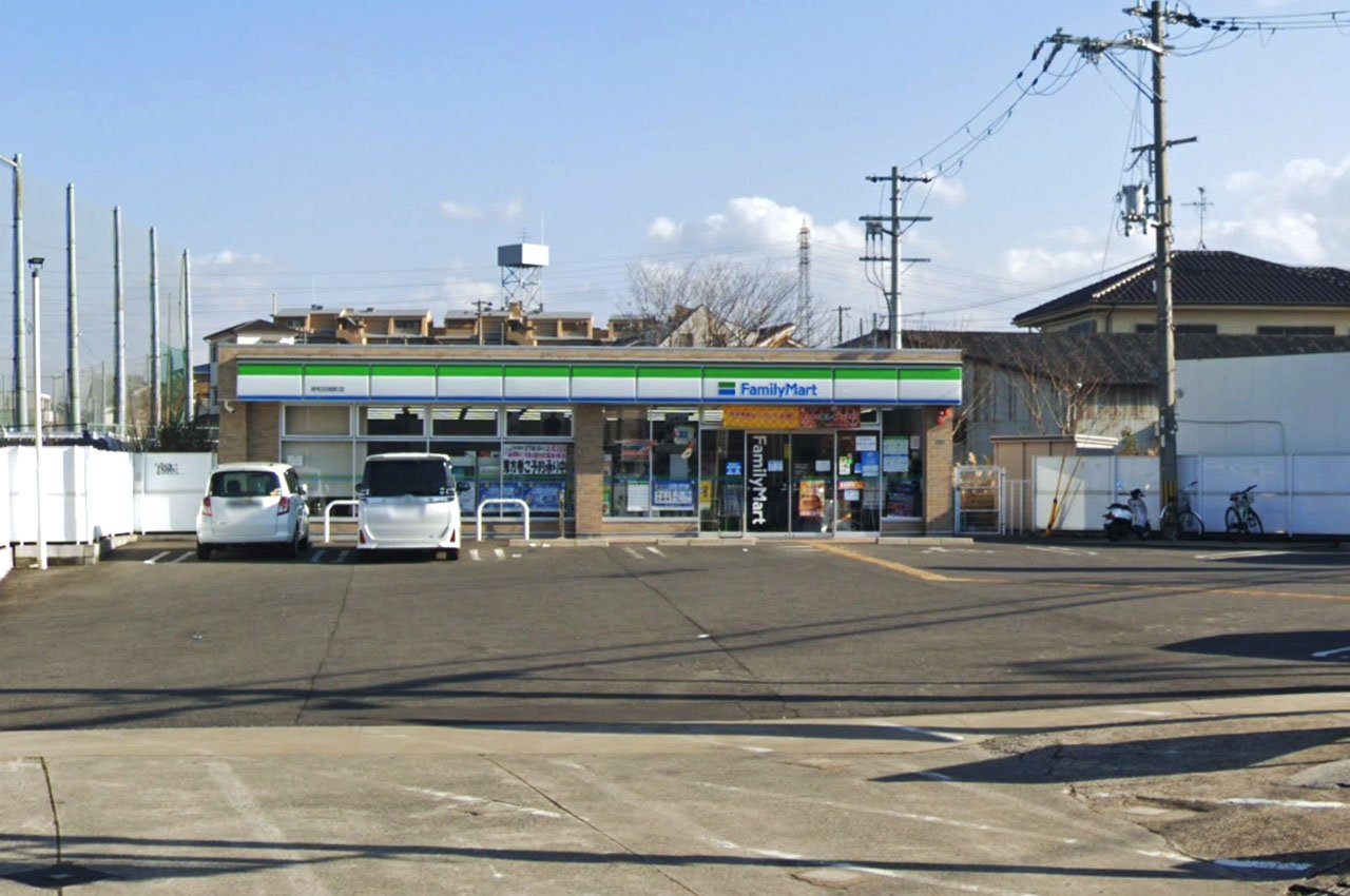 ファミリーマート岸和田畑町店