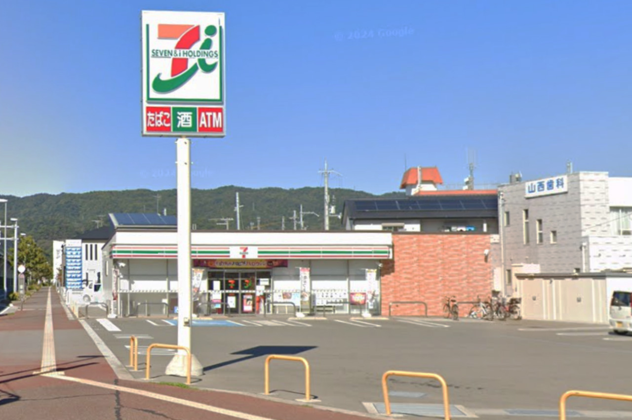 セブンイレブン和歌山楠見中西店