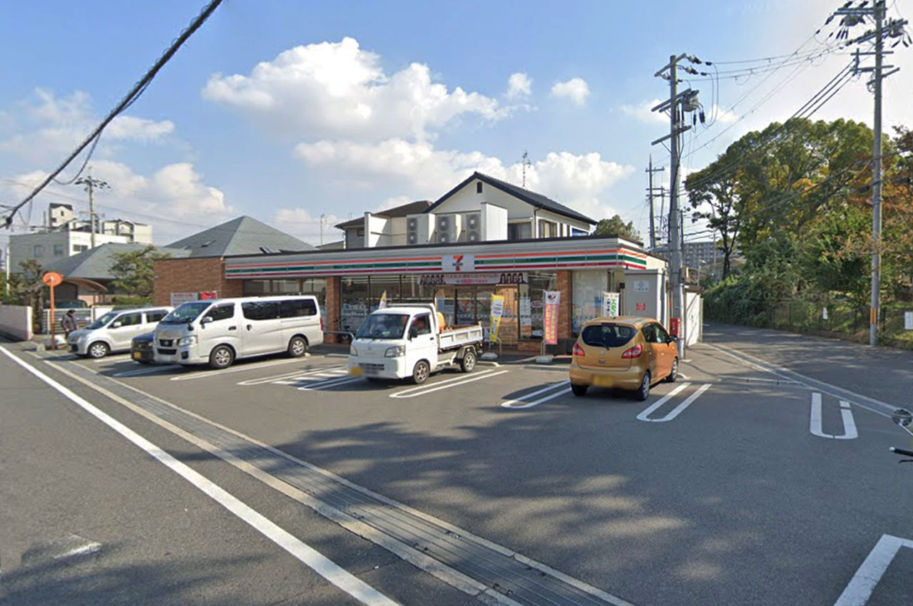 セブンイレブン岸和田八幡町店