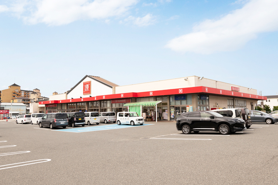 マツゲン　岸和田中井店　徒歩2分～3分
