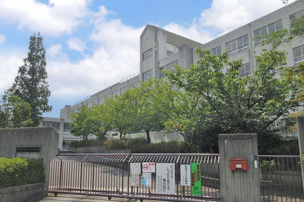 新浅香山小学校