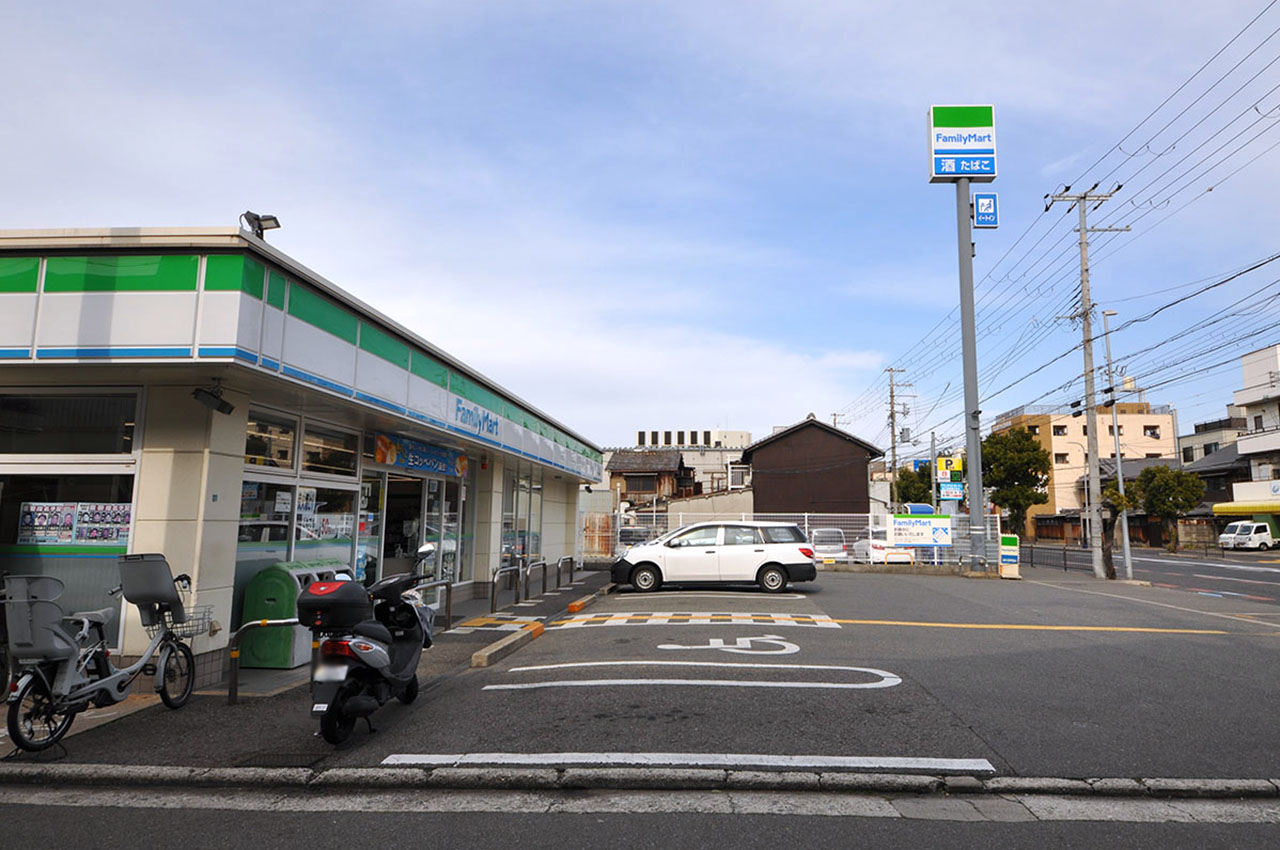 ファミリーマート堺一条通店