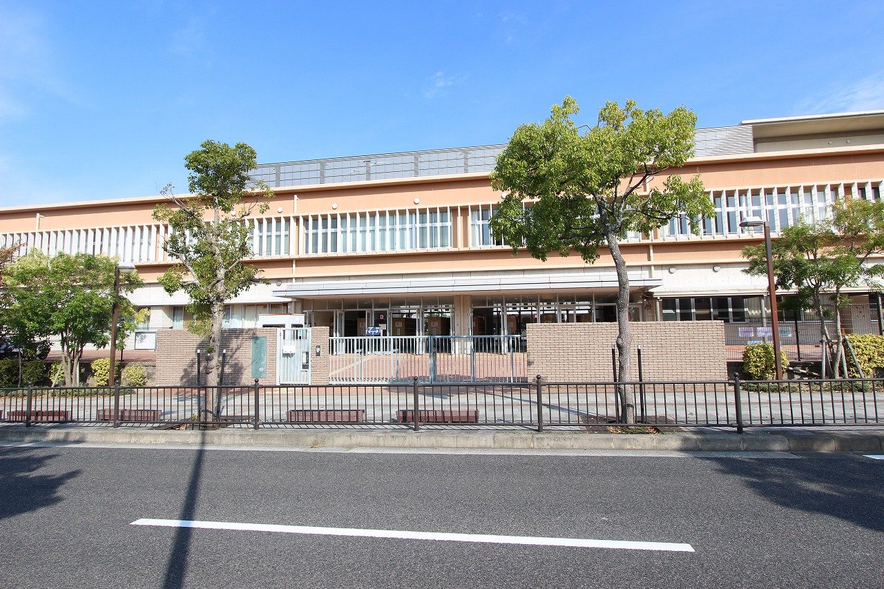 青葉はつが野小学校