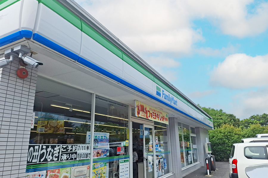 ファミリーマート 貝塚二色店 徒歩6分～7分