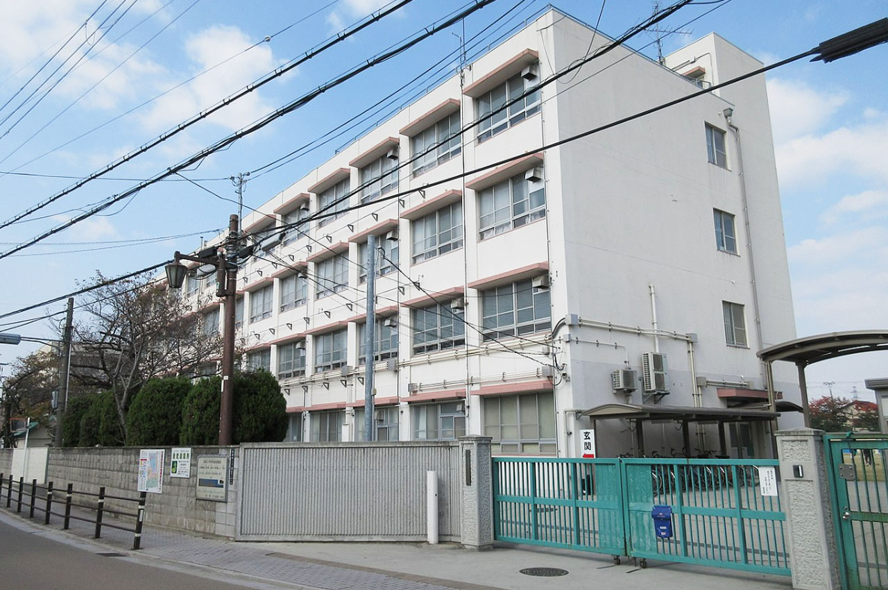 五箇荘小学校
