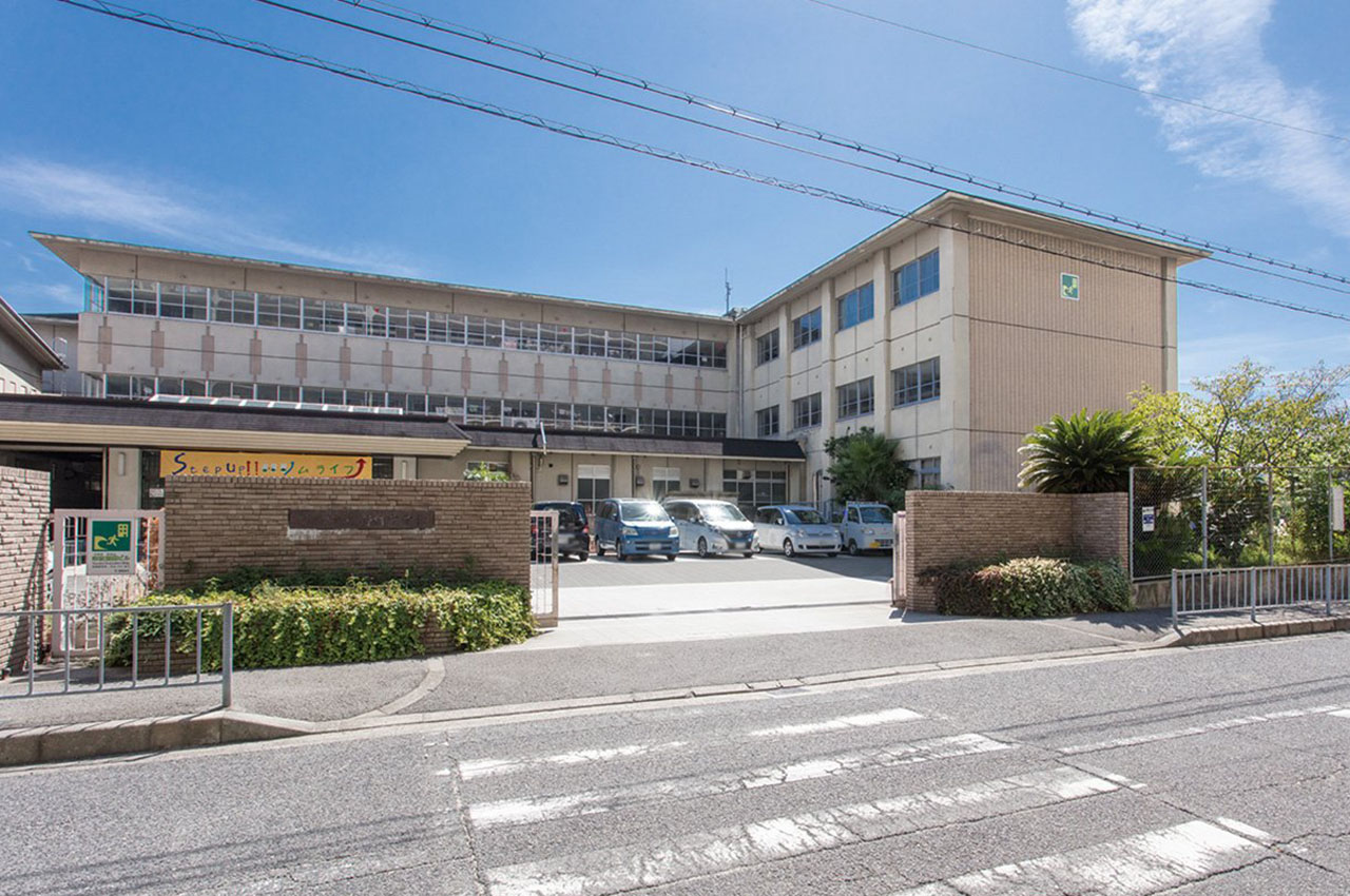 野村中学校