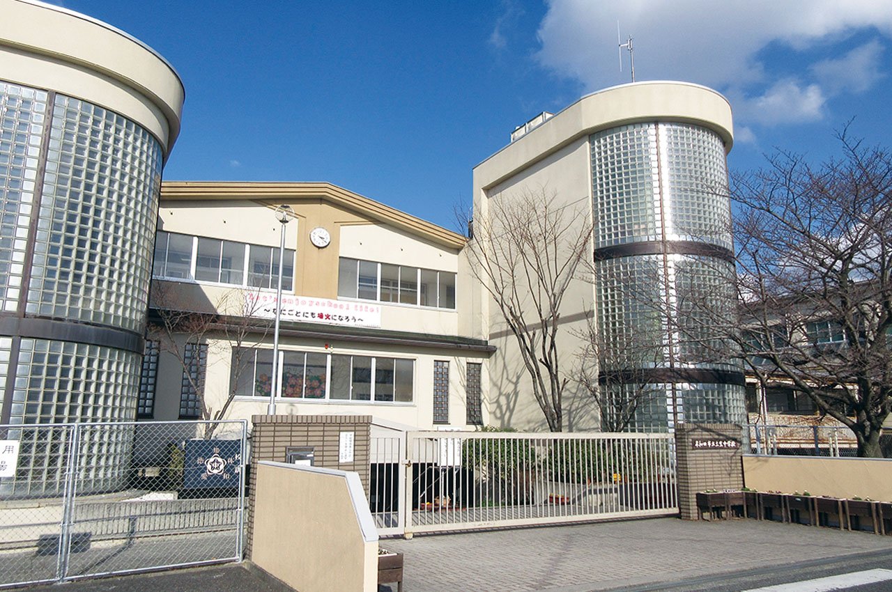 市立土生中学校　徒歩19分（約1,480ｍ～1,520ｍ)