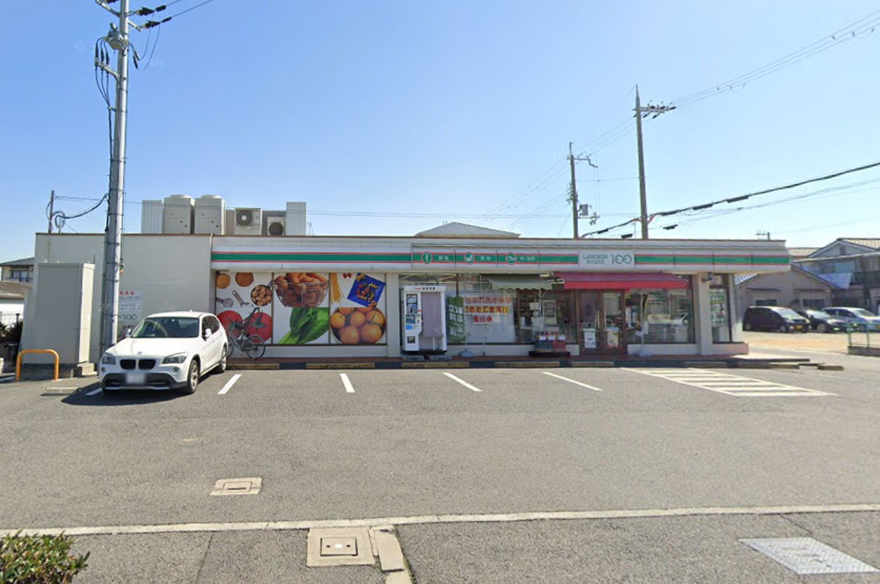 ローソンストア100泉大津二田町店