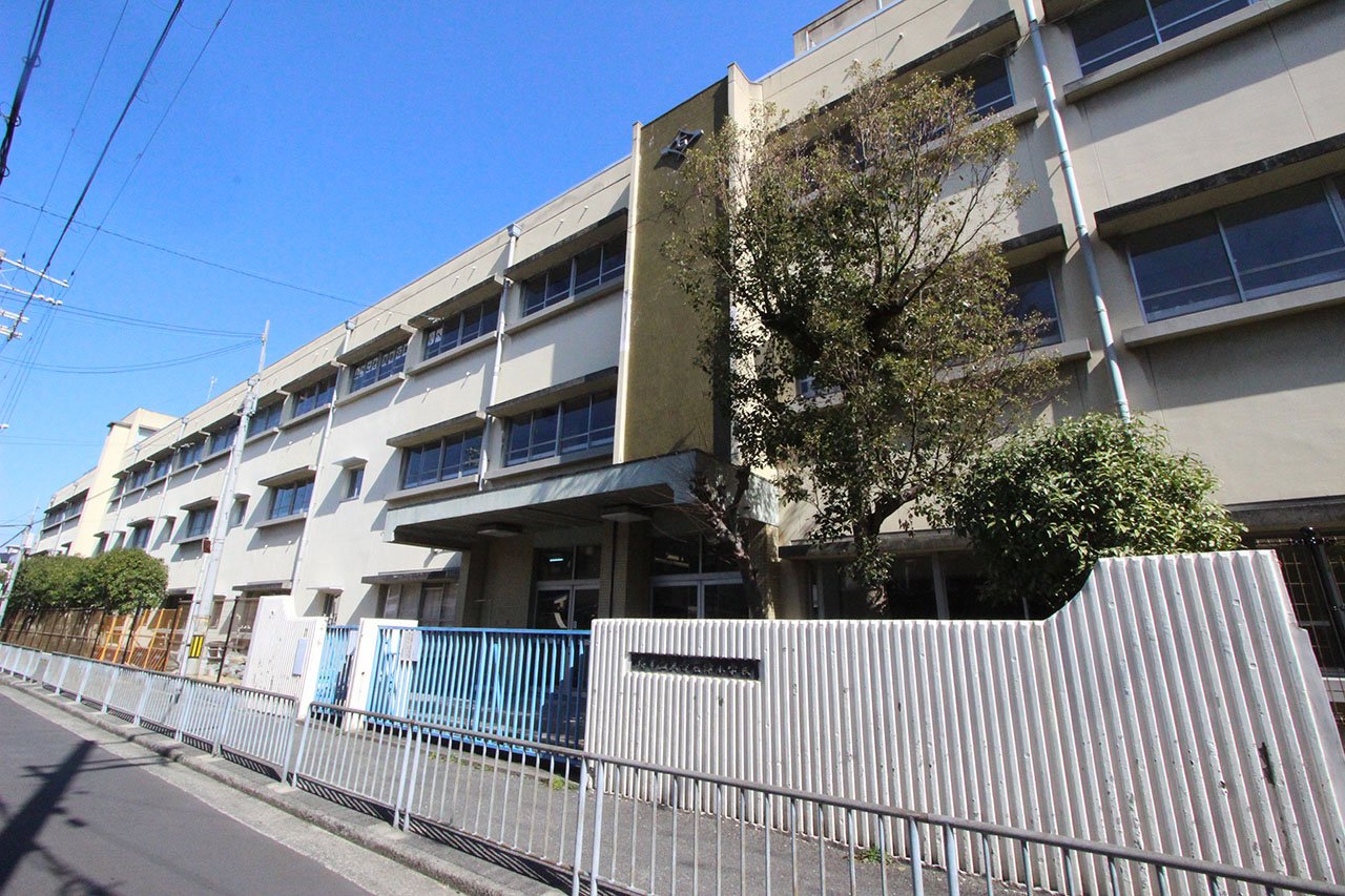 浜寺石津小学校