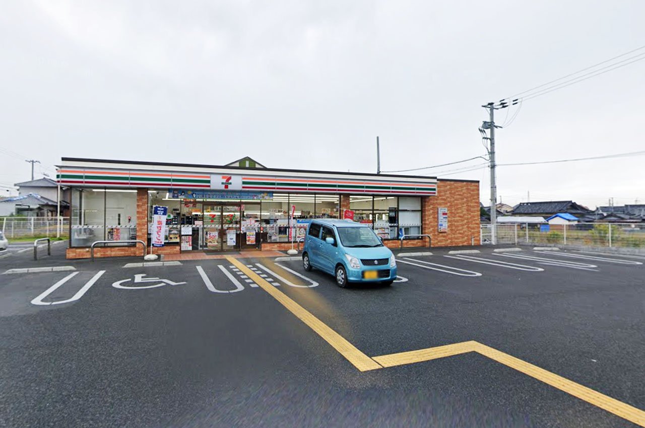 セブンイレブン岸和田真上町店
