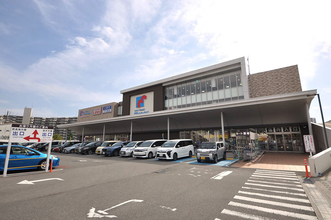 万代上野芝店