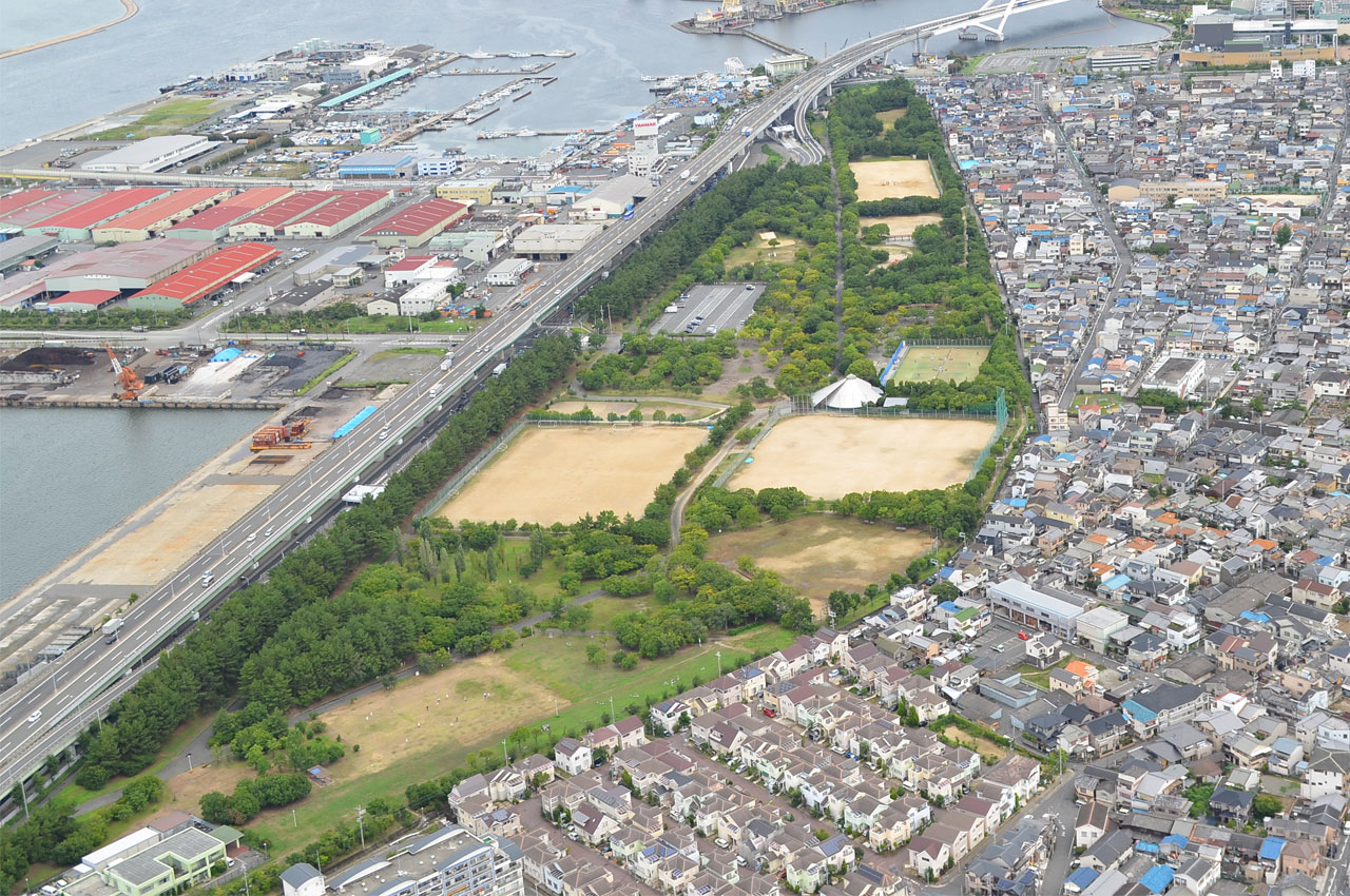 浜工業公園（写真提供：岸和田市）