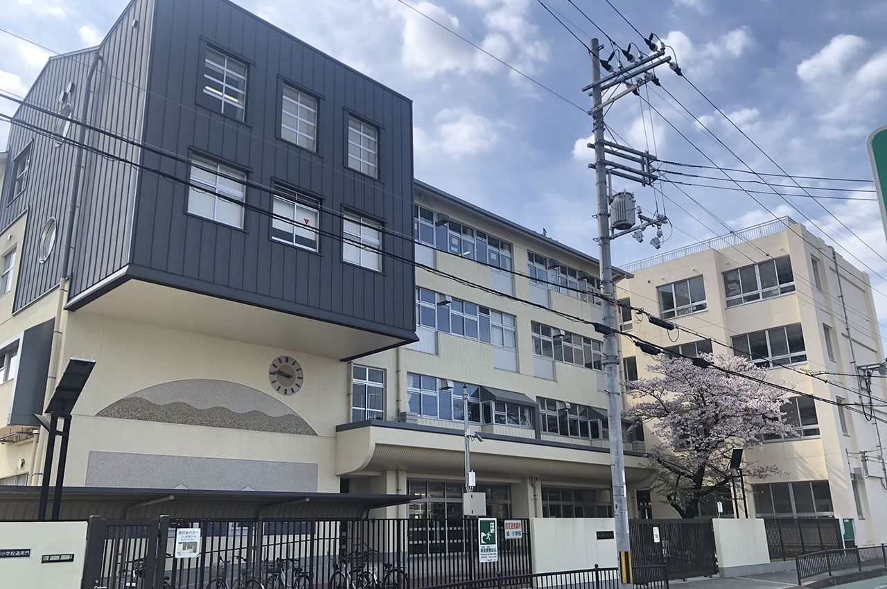 旭小学校