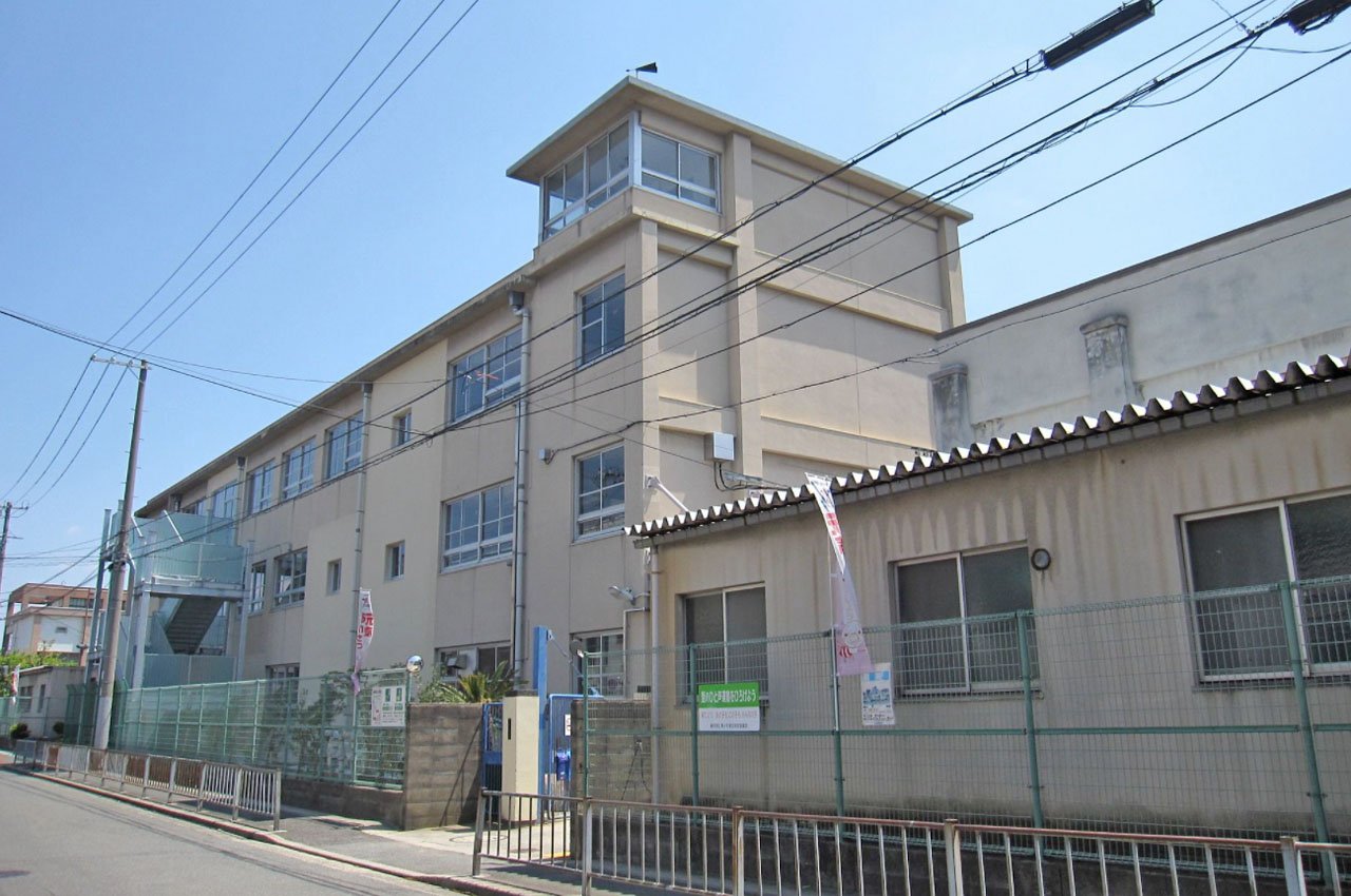 殿馬場中学校