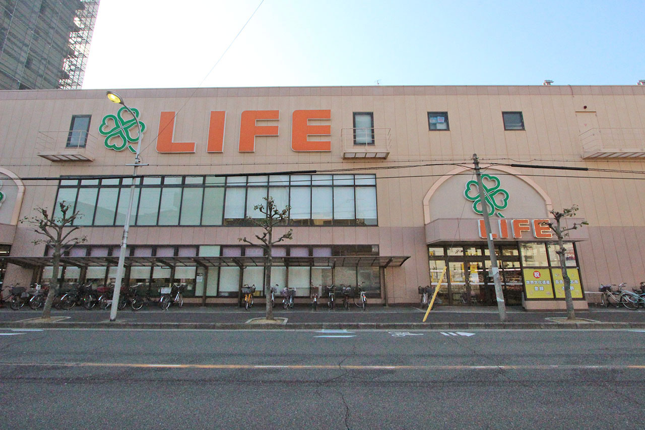 ライフ百舌鳥店