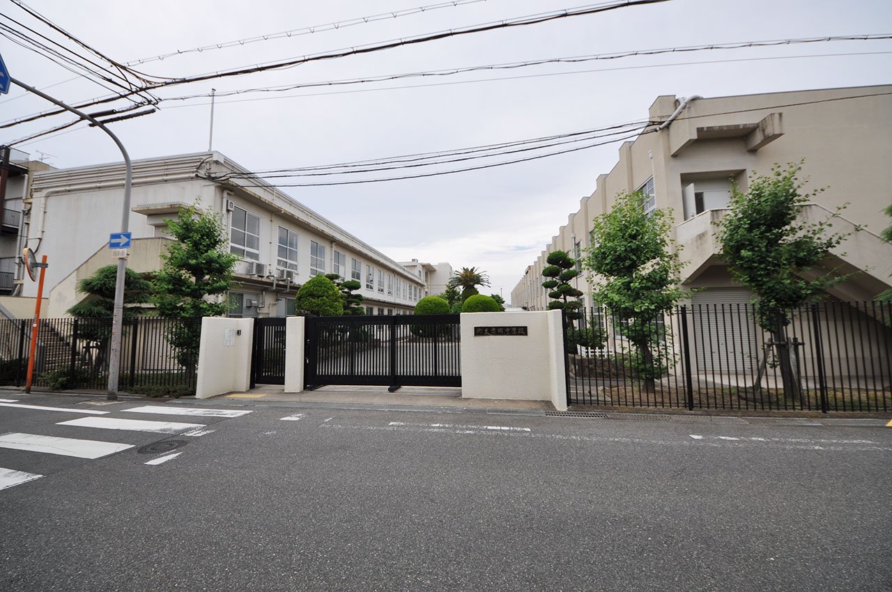 忠岡中学校