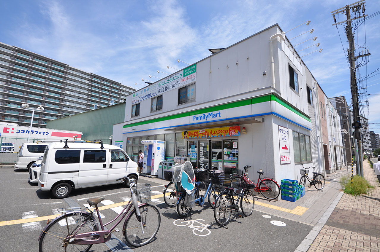 ファミリーマート南海堺駅前店