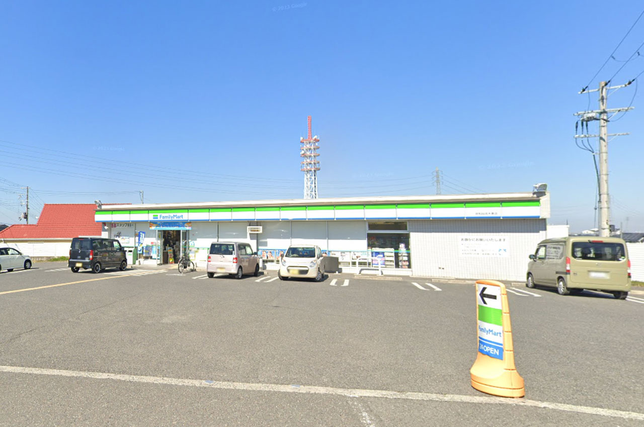 ファミリーマート岸和田流木東店