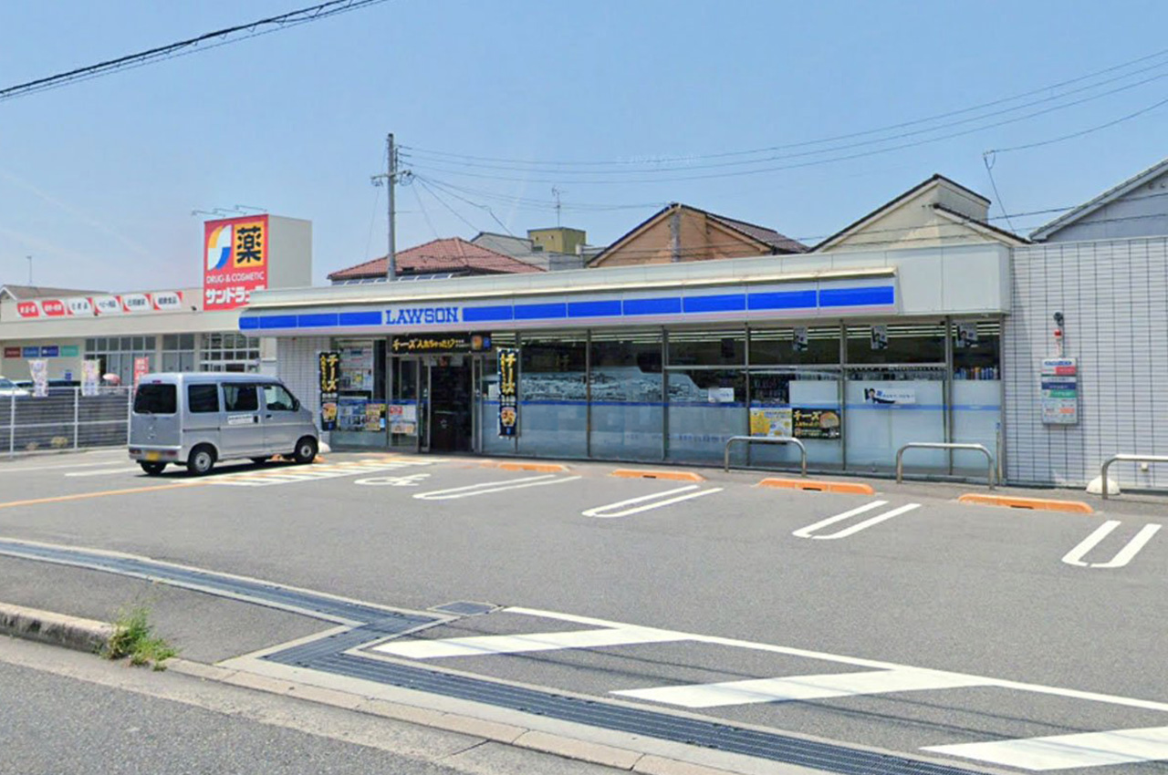 ローソン和泉上町店