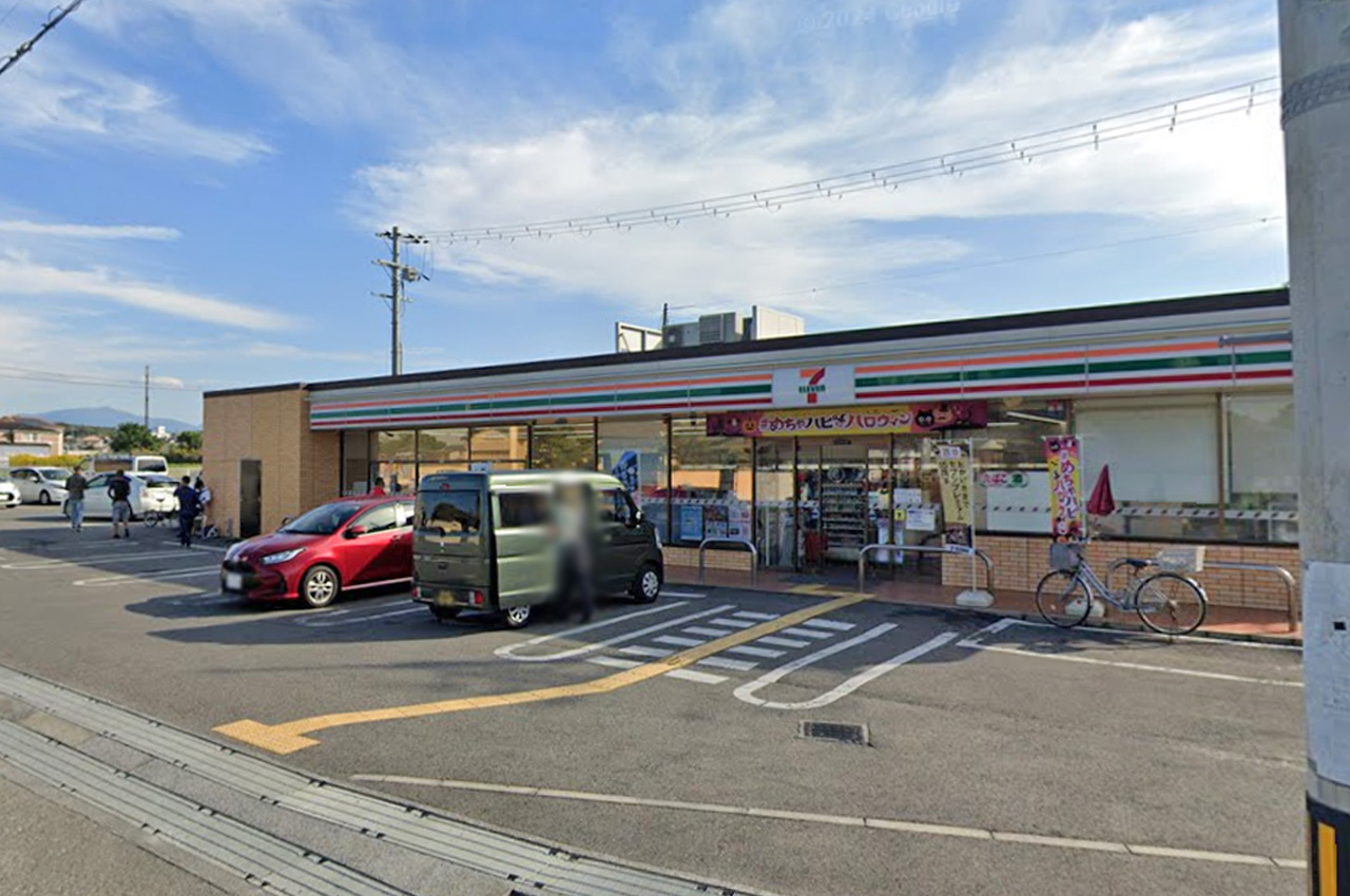 セブンイレブン堺辻之店