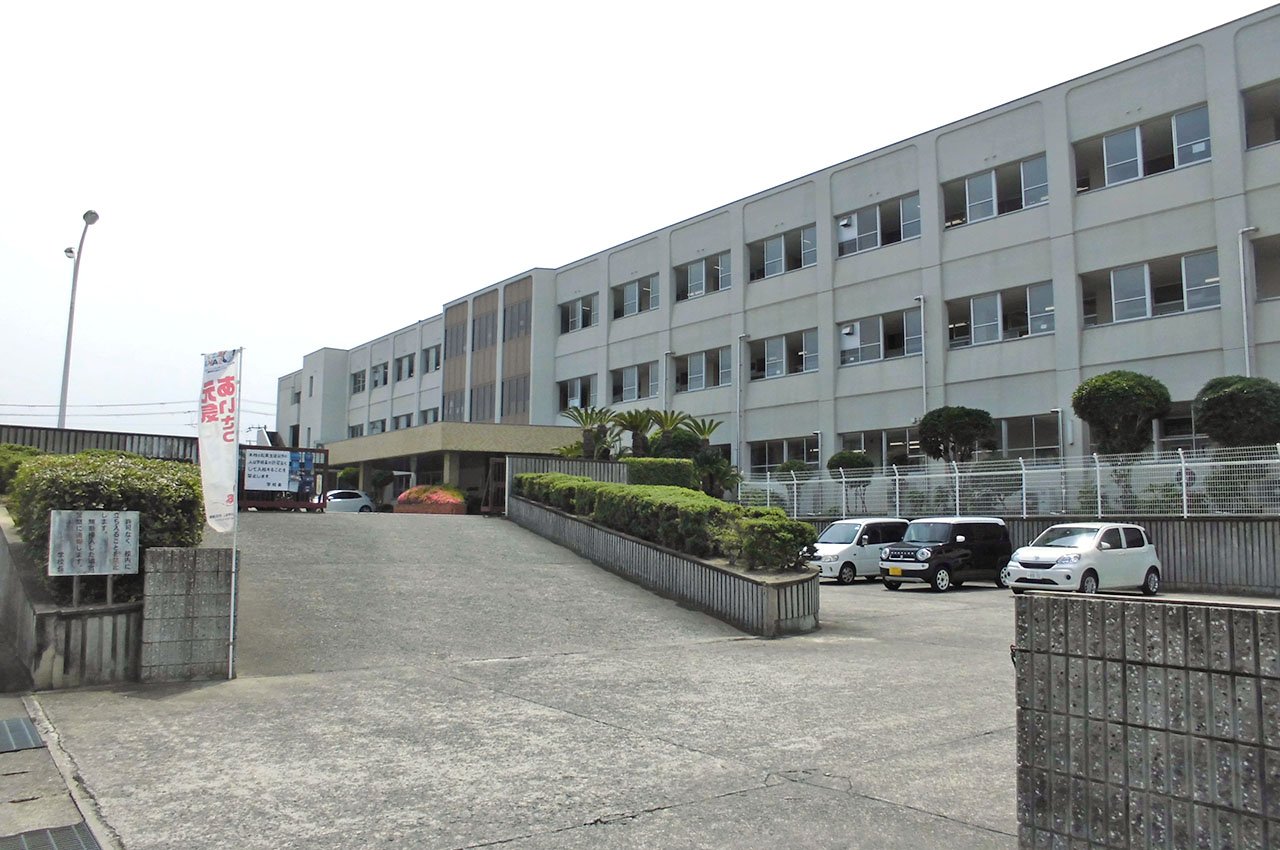 熊取北中学校