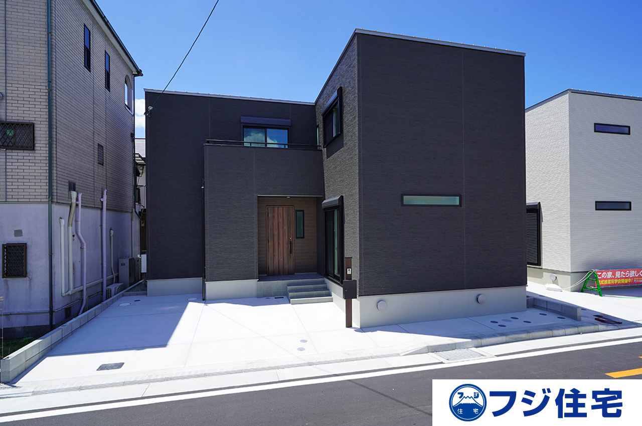 アイーナネオ松原天美東2号地 外観（外構工事中）