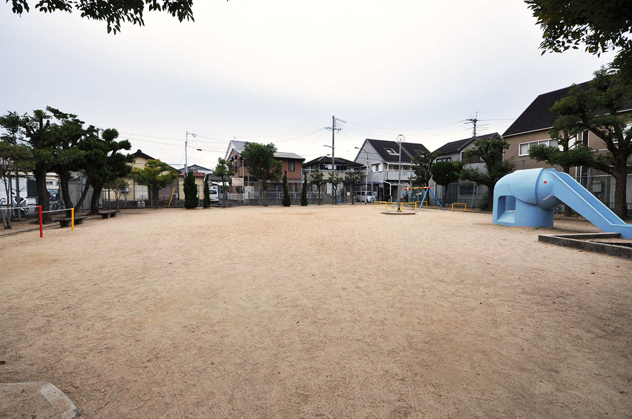 下野町ゾウ公園