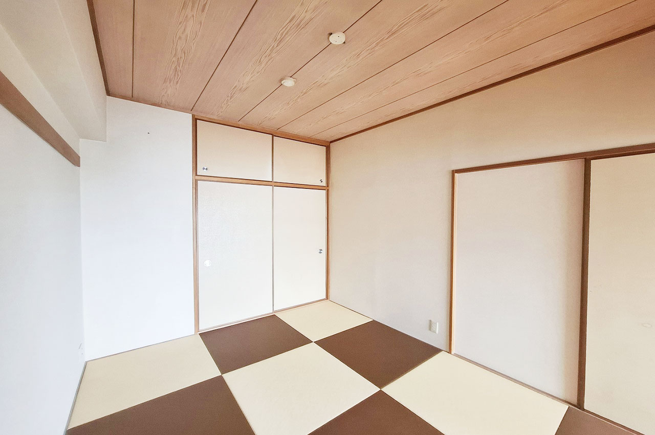 和室:畳の色を交互に配したデザインで、和風にモダンな印象をプラスした、おしゃれで落ち着いた空間です。