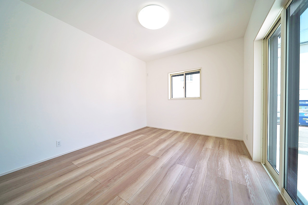 洋室7.75帖。主寝室にもなるゆったりとしたお部屋です。