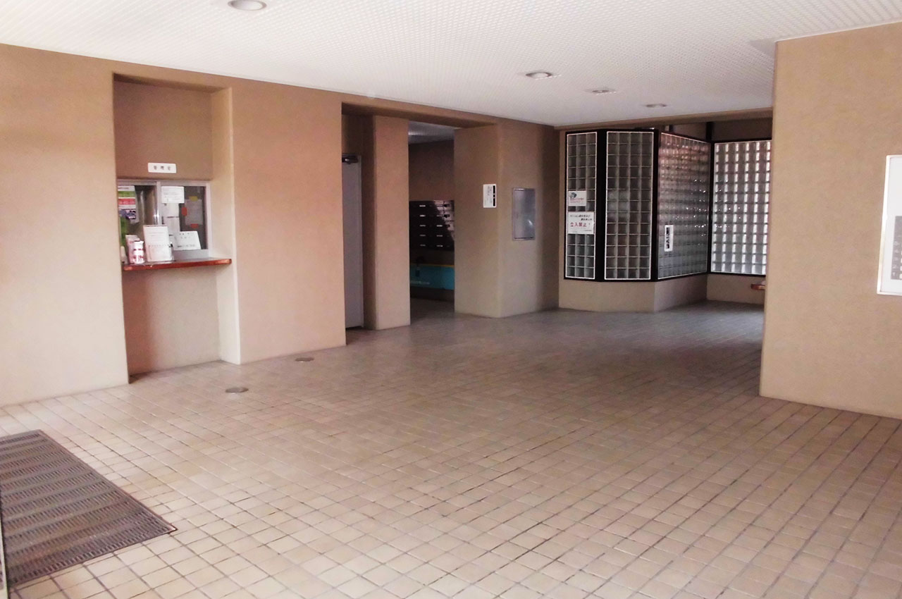 エントランスホール