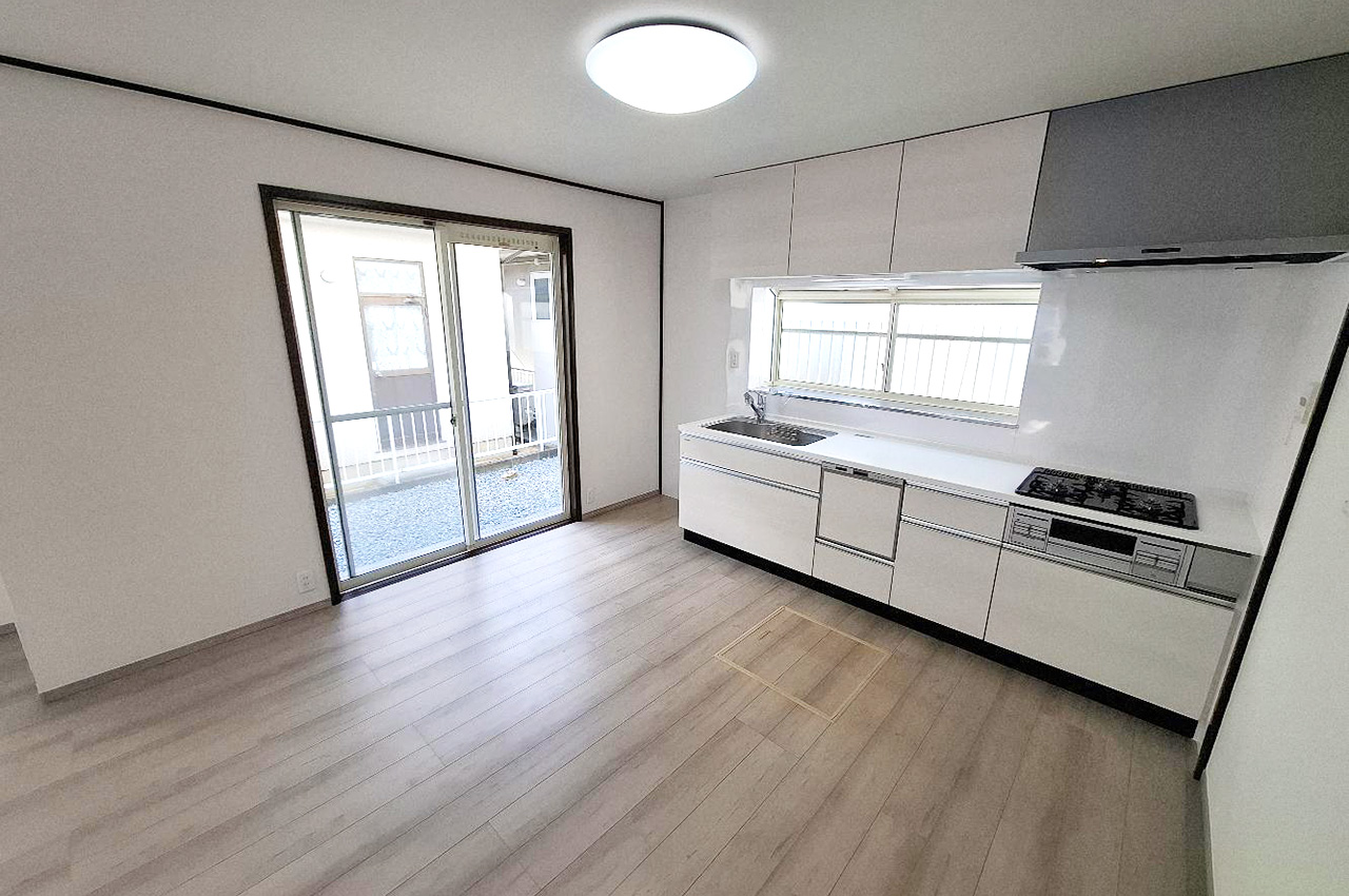 キッチン:食洗機付きシステムキッチン新調