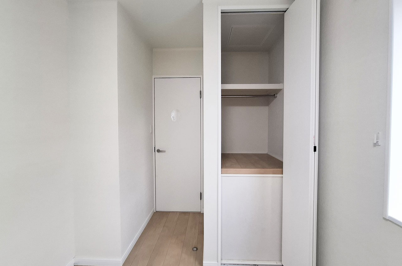 洋室②クローゼット