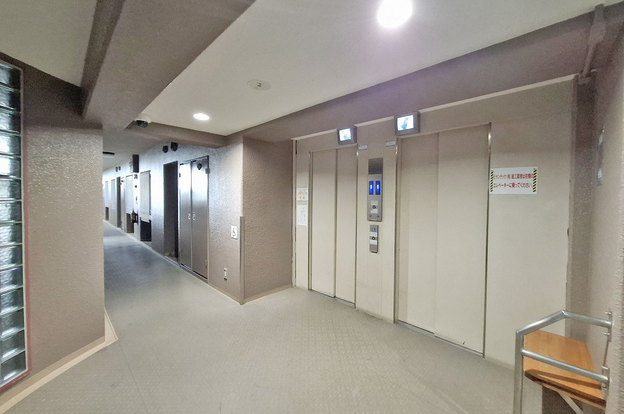 エレベーターホール