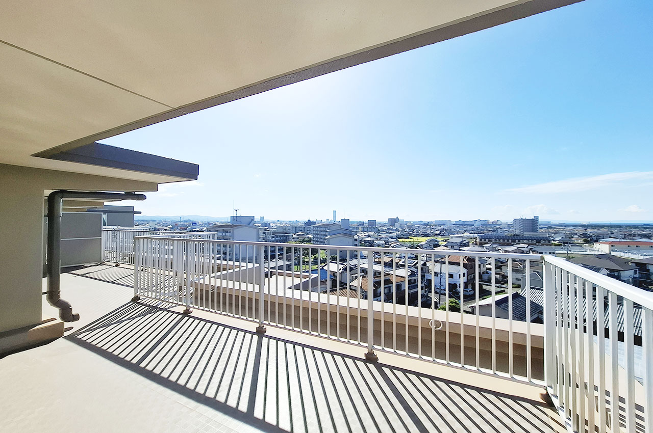 ルーフバルコニー