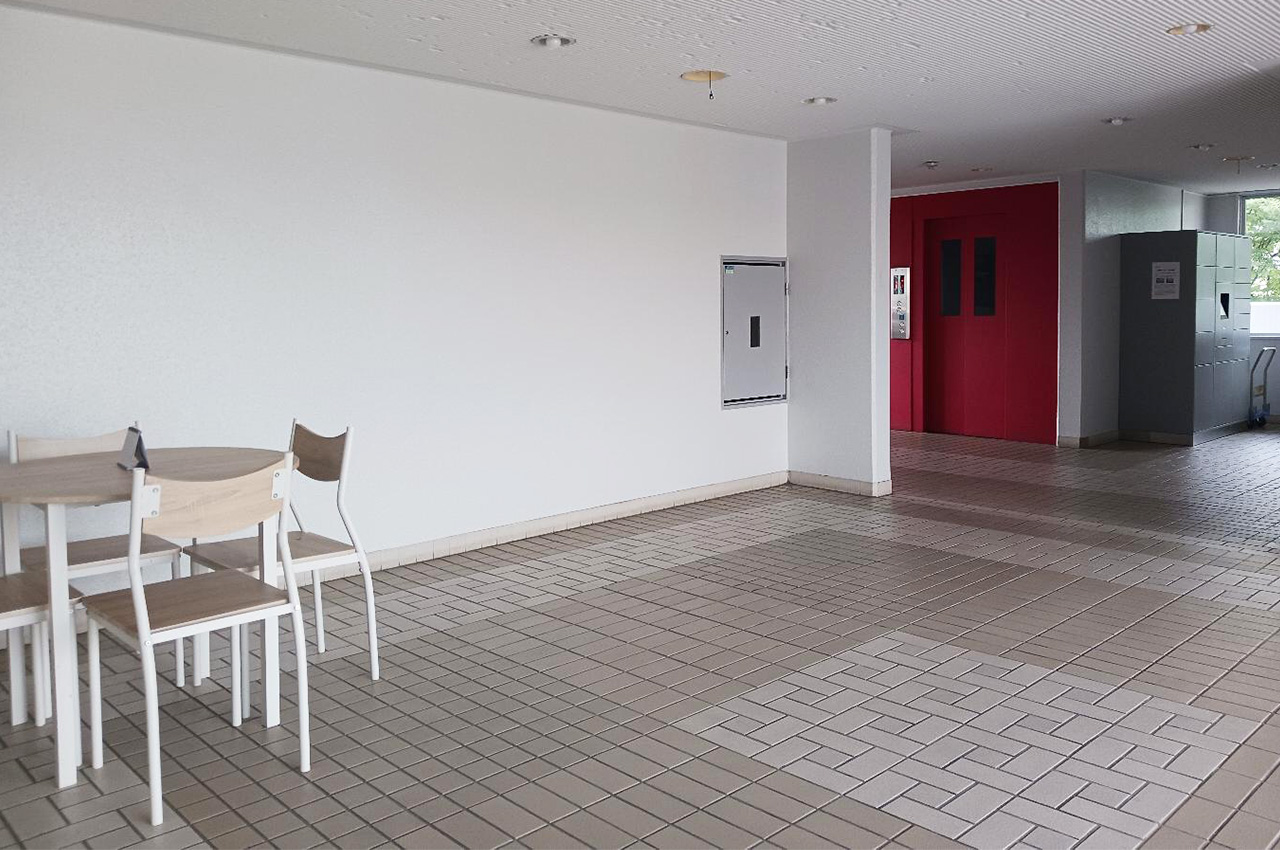 エントランスホール