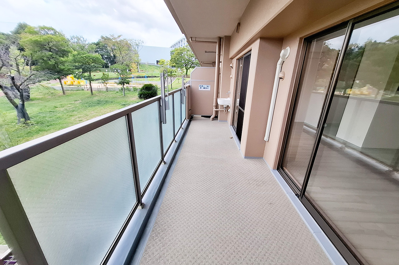 バルコニー:スロップシンク付き。