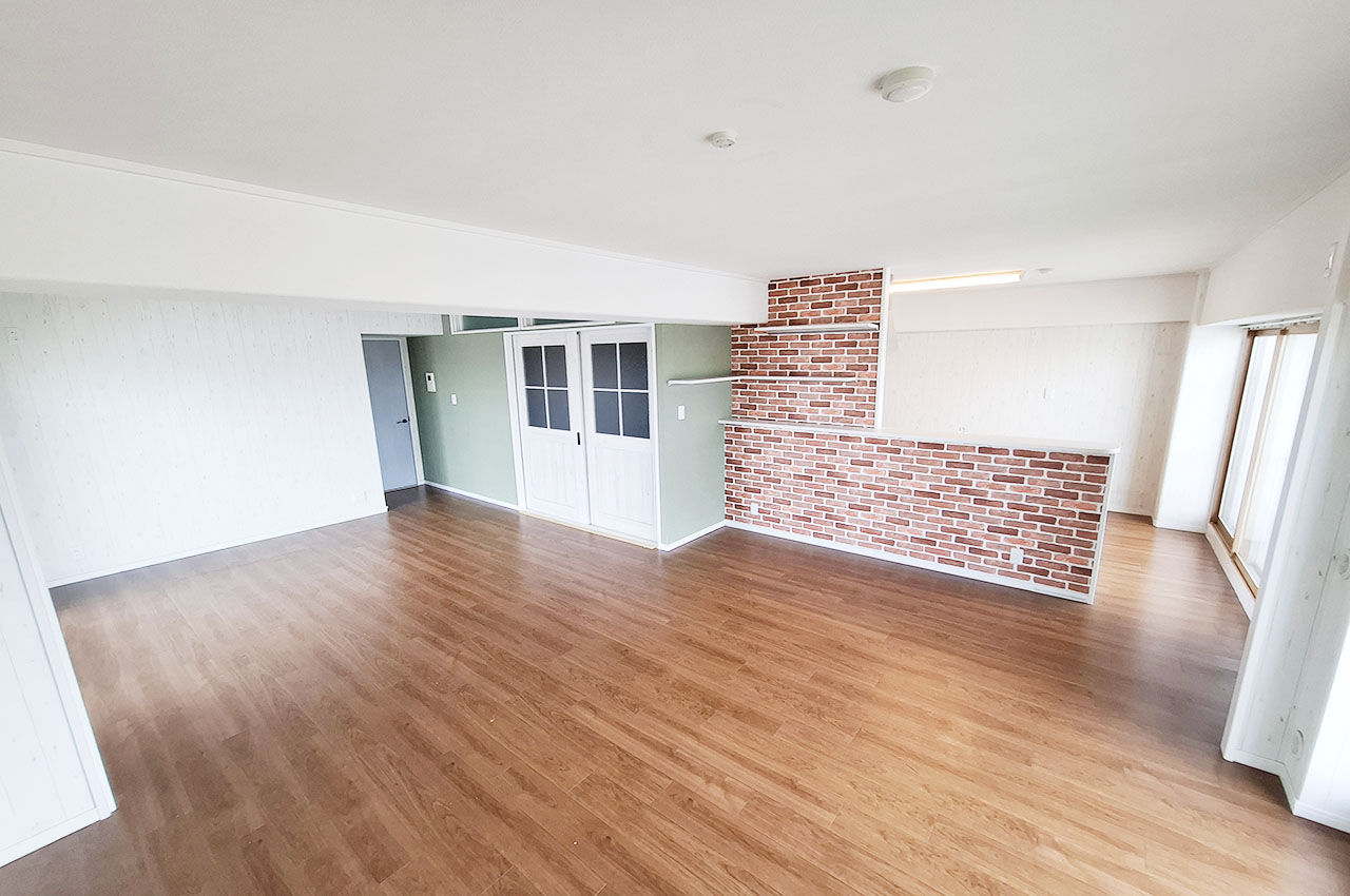 LDK約22帖:家族がゆったりと寛げる広々スペース。