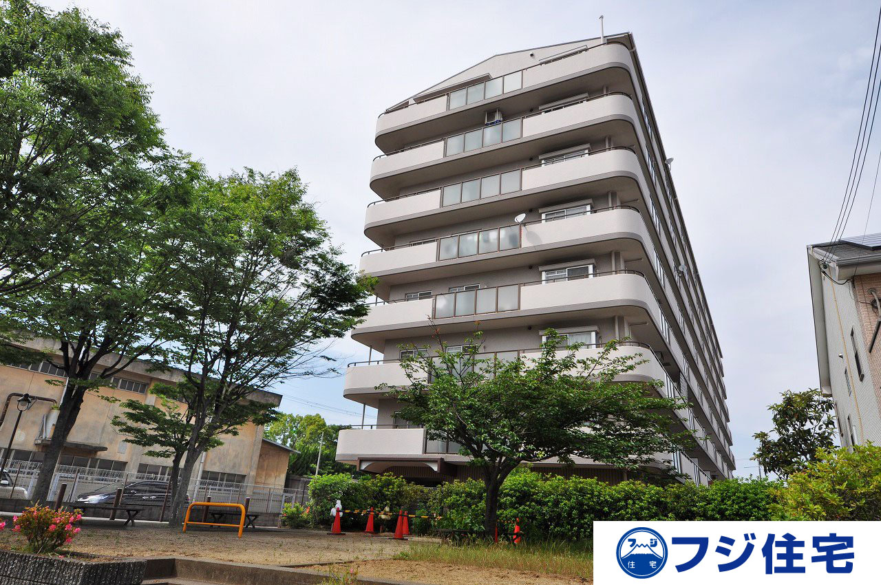 ユニライフ貝塚Ⅱ 外観