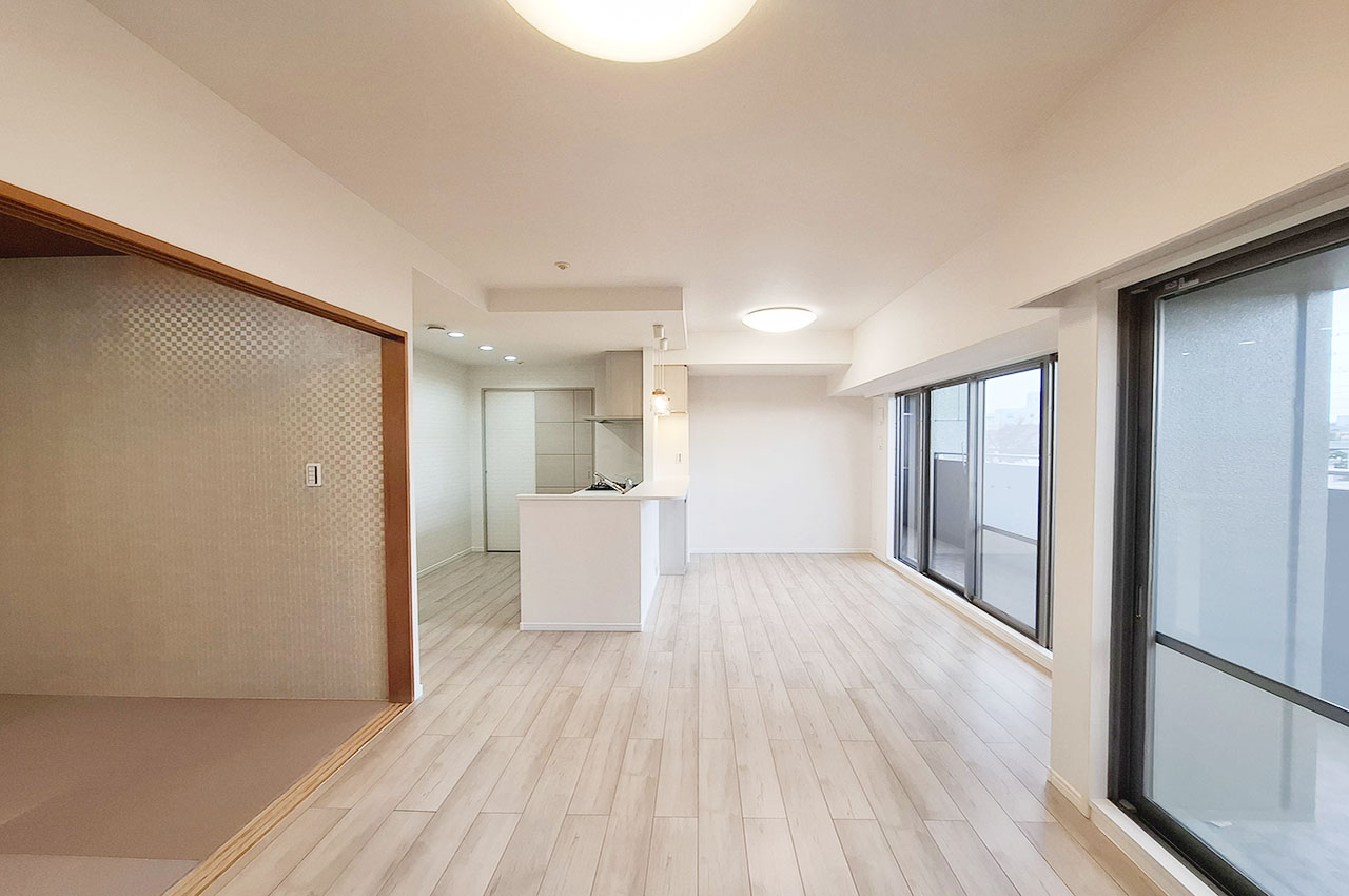 LDK:南東向きバルコニーに面しており日当り良好。