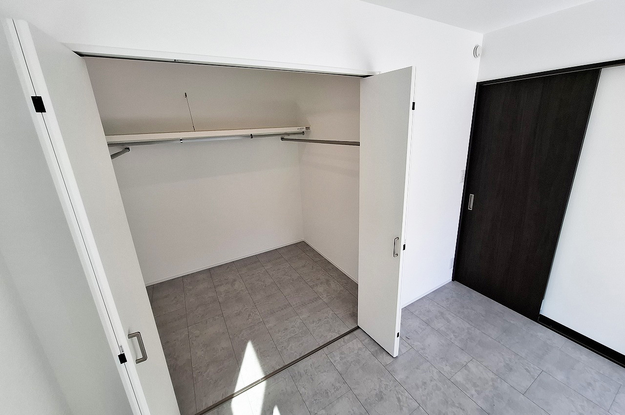 洋室③ウォークインクローゼット