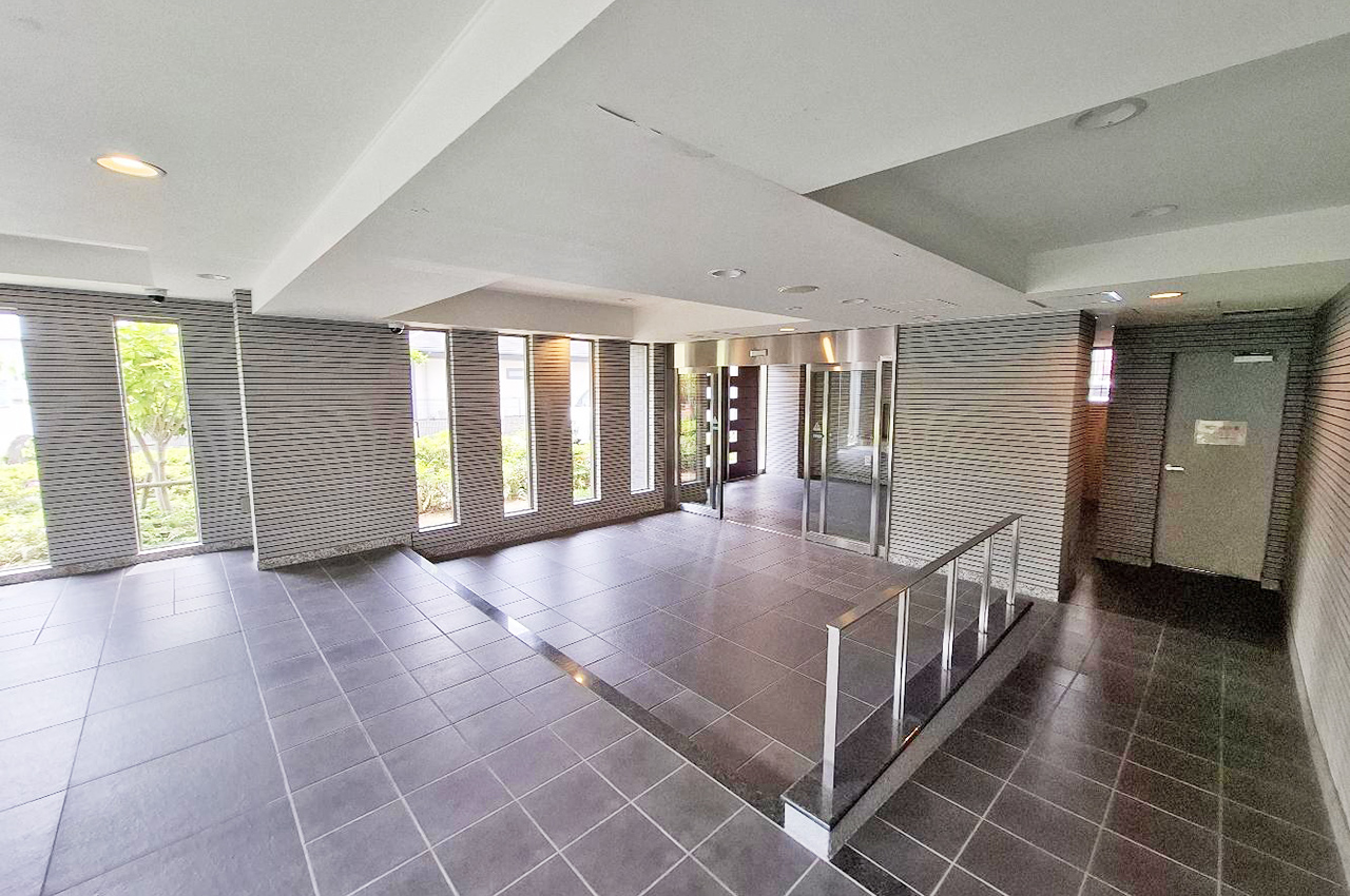 エントランスホール