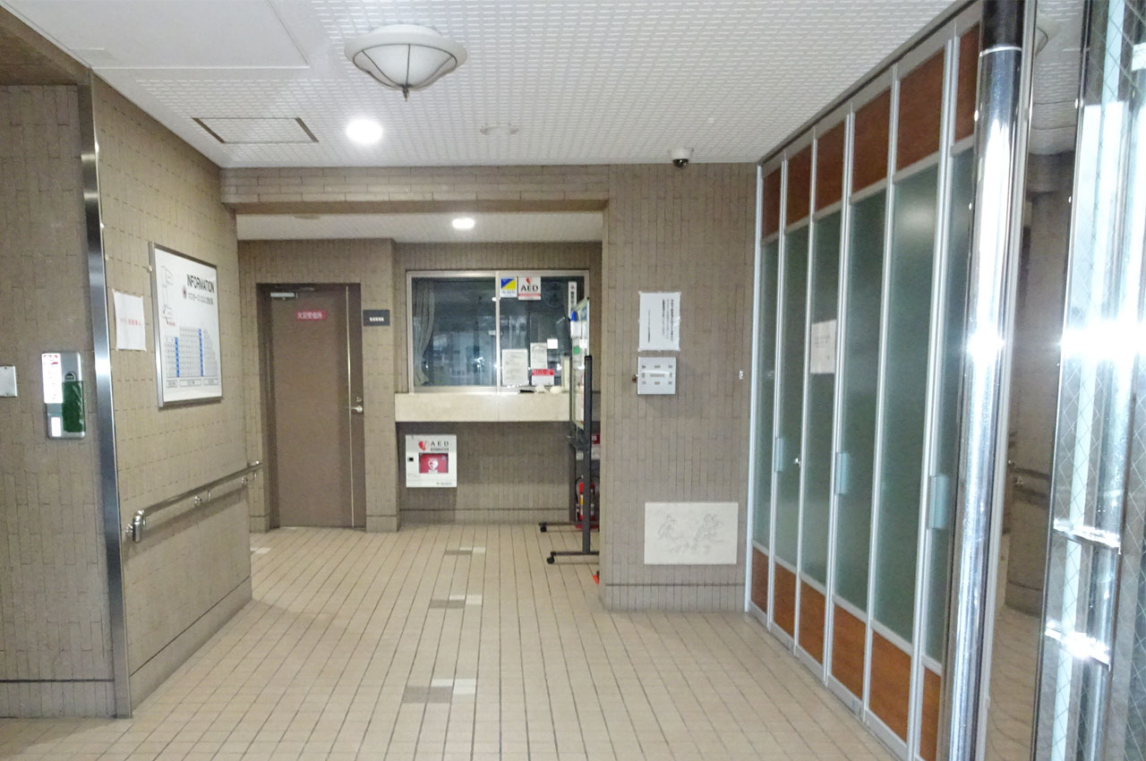 エントランスホール